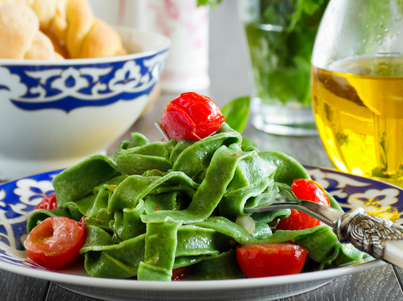 Spinach Fettucine with Tomatoes